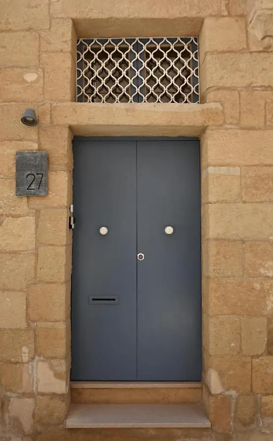 Numru 27 Expertly Restored Small House Of Character Cospicua Malta