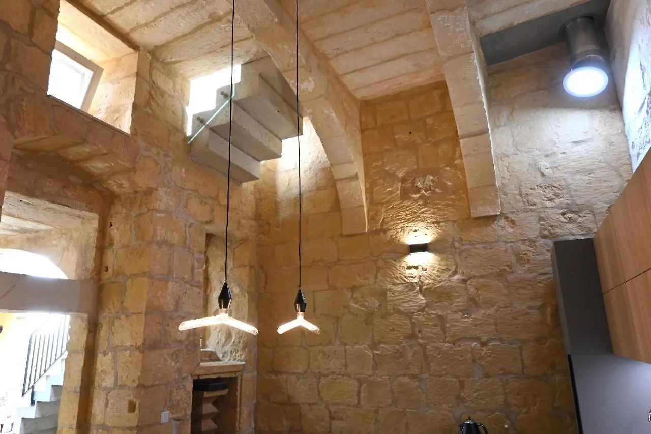 Numru 27 Expertly Restored Small House Of Character Cospicua